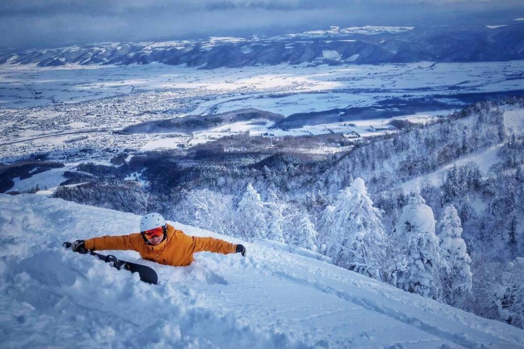 Furano Cube Sugar-方糖民宿,步行8Min到雪场,3 Brs,Max 6Ppl 외부 사진